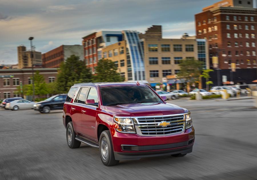  Chevrolet Tahoe LS Custom 2017 года  (фото 11 из 13)